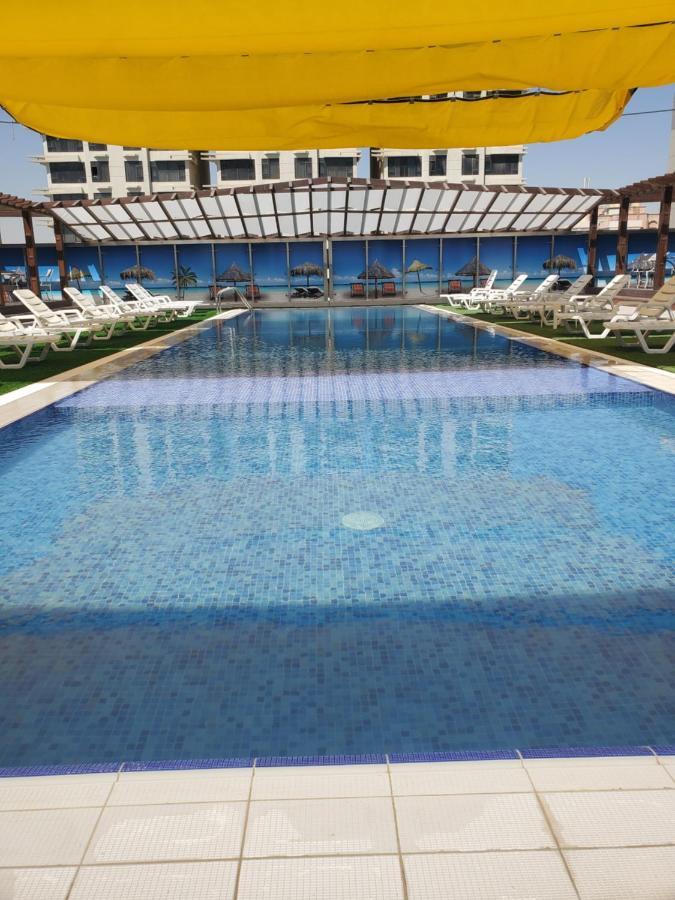 Al Kout Beach Hotel Kuwait City Bagian luar foto