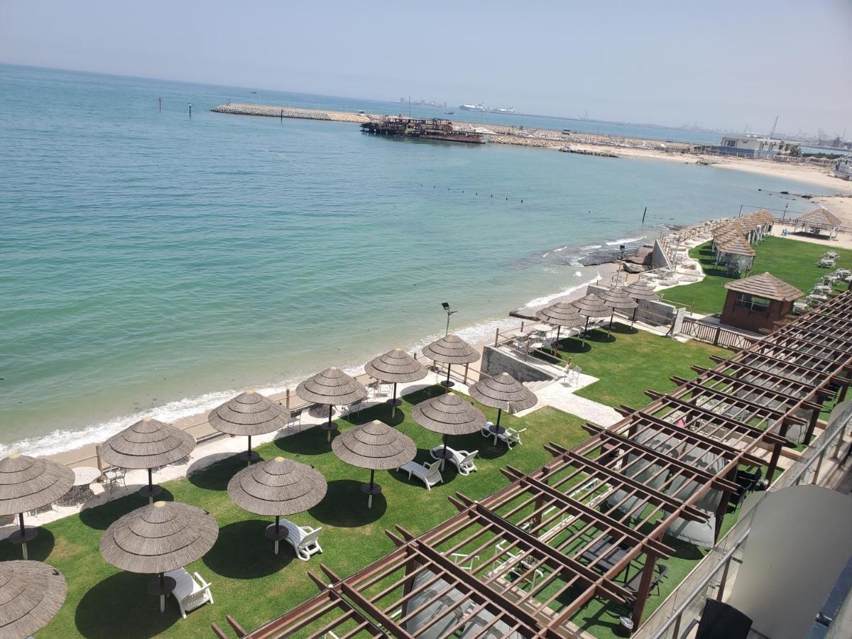 Al Kout Beach Hotel Kuwait City Bagian luar foto