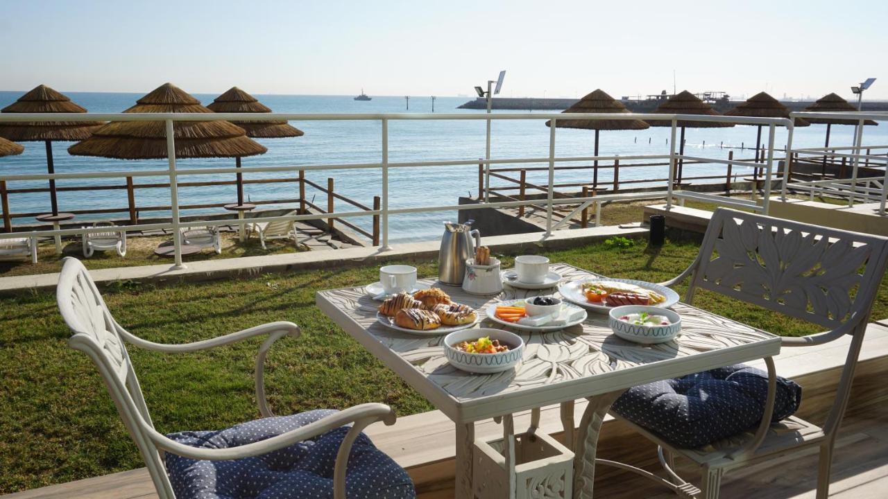 Al Kout Beach Hotel Kuwait City Bagian luar foto