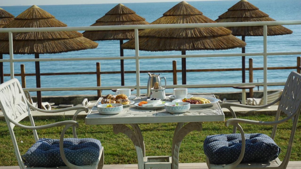Al Kout Beach Hotel Kuwait City Bagian luar foto