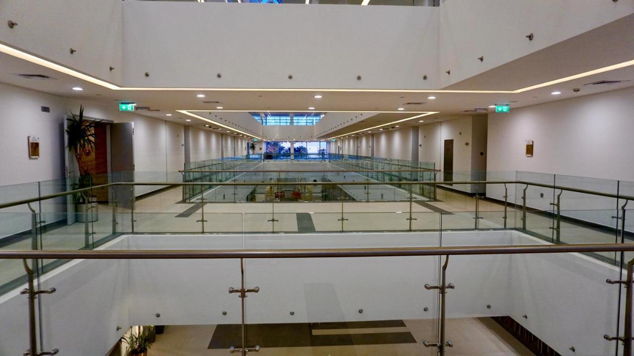 Al Kout Beach Hotel Kuwait City Bagian luar foto