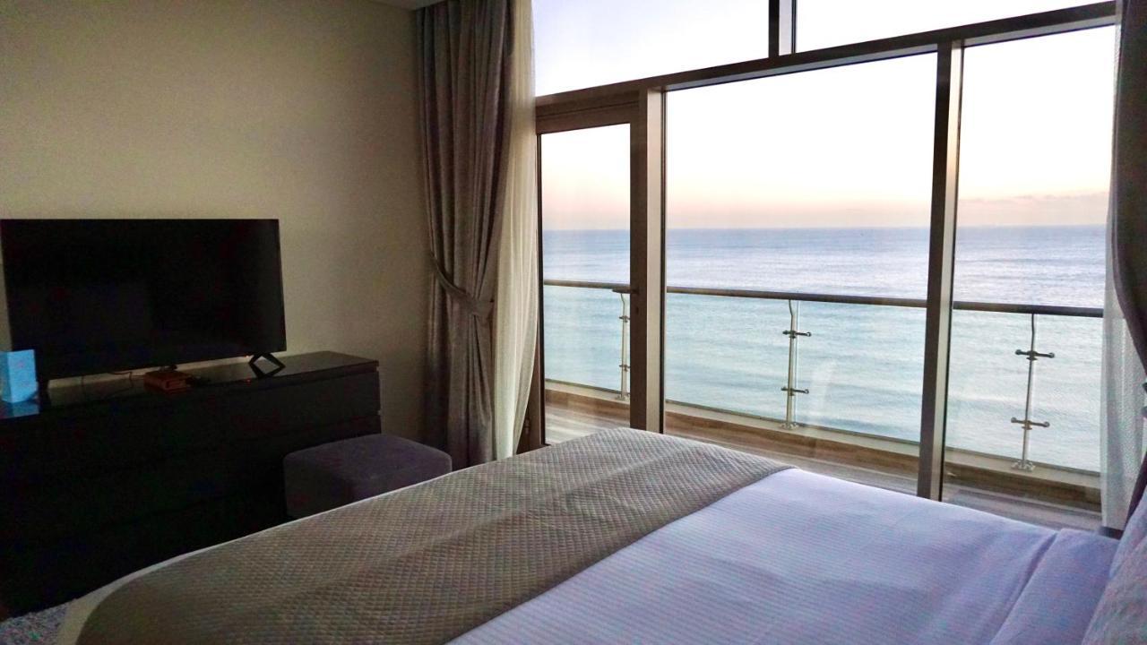 Al Kout Beach Hotel Kuwait City Bagian luar foto