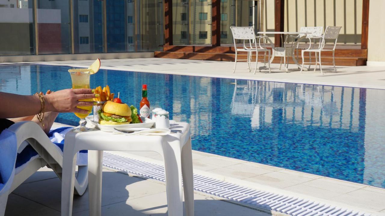 Al Kout Beach Hotel Kuwait City Bagian luar foto