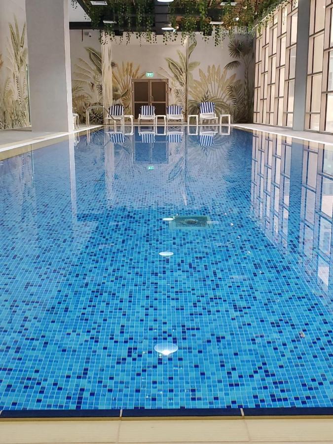 Al Kout Beach Hotel Kuwait City Bagian luar foto